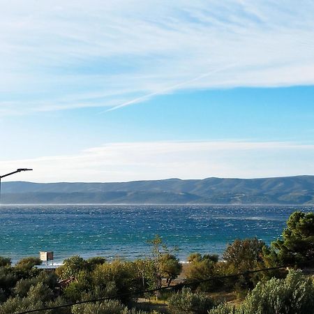 Ferienwohnung Am Sandstrand Omiš Exteriér fotografie